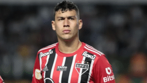 Botafogo avança por Ferraresi e fica perto de anunciar zagueiro do São Paulo