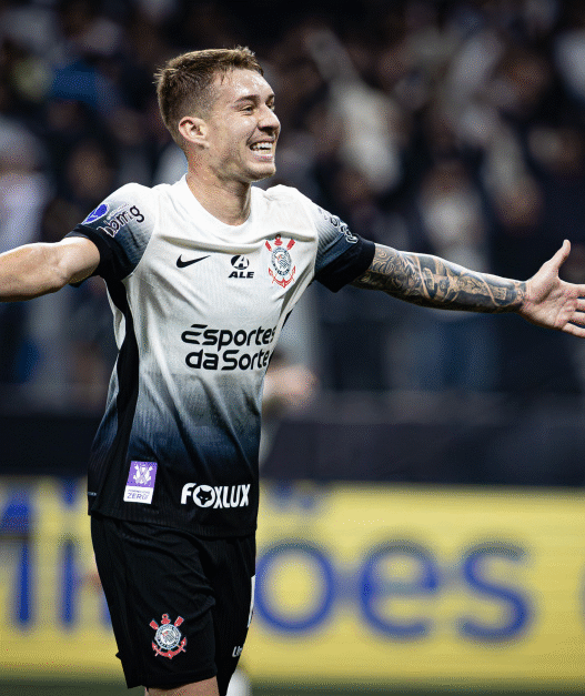 Coritiba consulta Corinthians por Charles e aguarda desfecho da Copa do Brasil