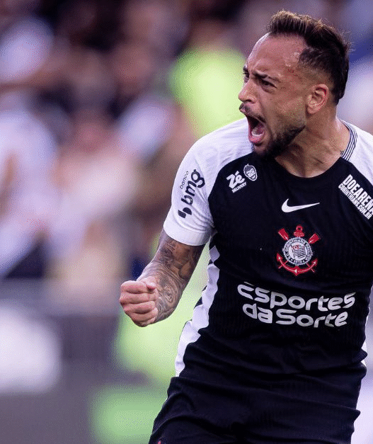Corinthians envia proposta ao Shakhtar para manter Maycon até 2026
