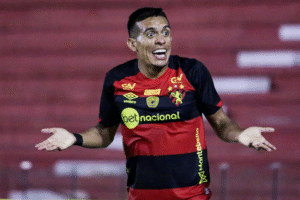 Igor Cariús encaminha saída do Sport e acerta com a Chapecoense