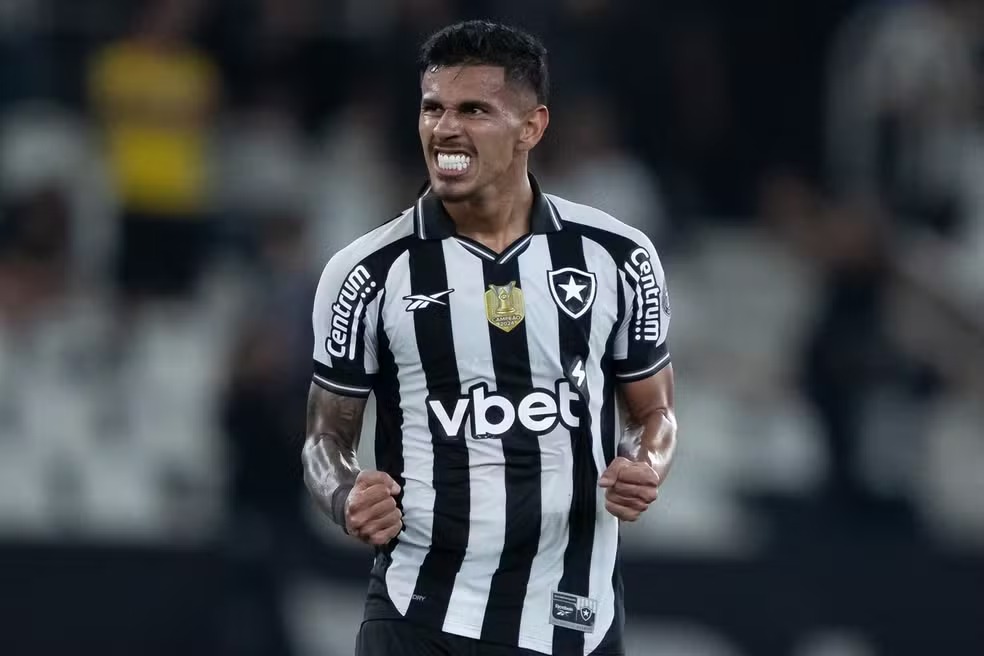 Botafogo vende defensor para o futebol da Rússia