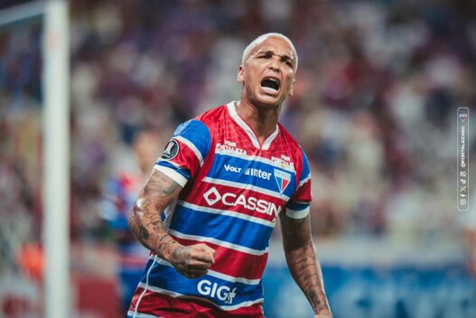 Deyverson chega ao Equador e relembra gol contra o Flamengo em final