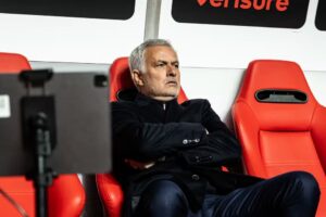-Ídolo do Real se posiciona contra volta de José Mourinho