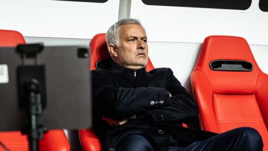 Mourinho detona Benfica após eliminação em Copa