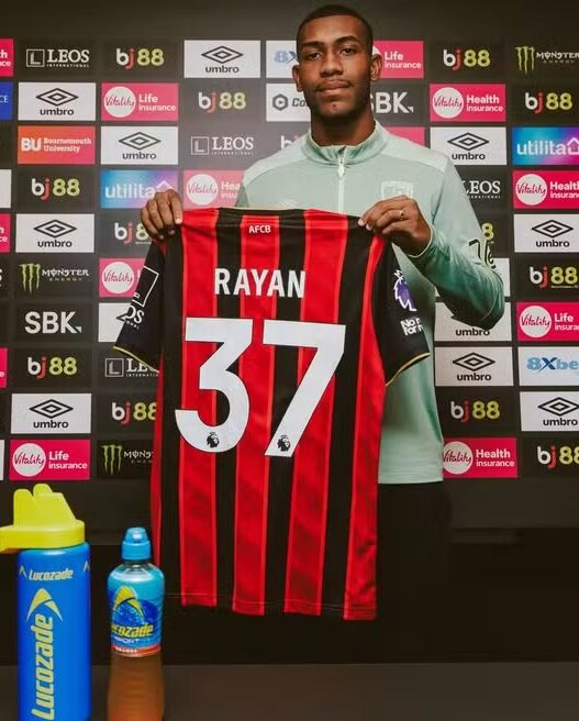 Rayan, ex-Vasco, é anunciado no Bournemouth