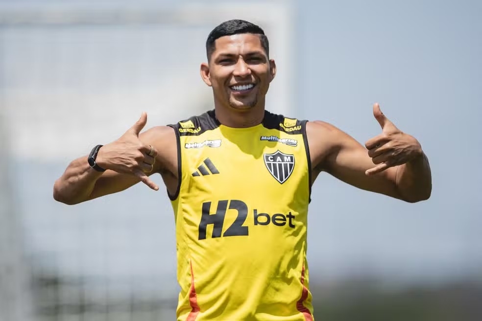 Santos encaminha chegada do atacante Rony