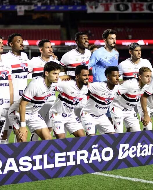 São Paulo vence o Flamengo de virada na estreia do Brasileirão