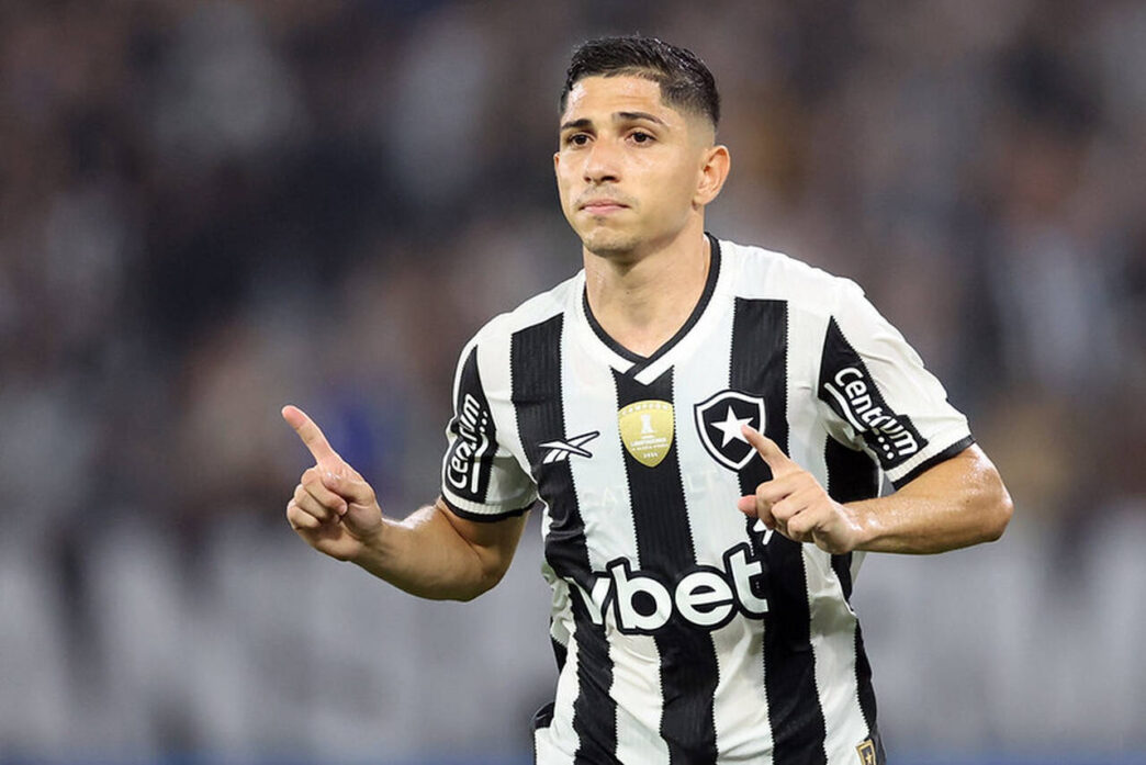 Savarino vai trocar Botafogo pelo Fluminense