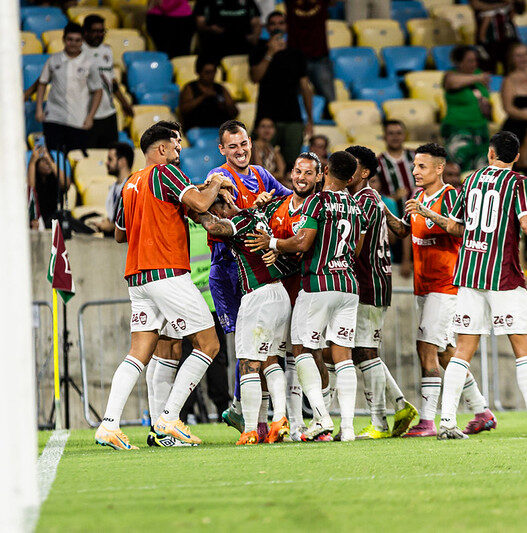 Fluminense joga bem e bate o Grêmio pelo Brasileirão