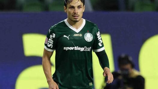 Veiga interessa a clube do México e pode deixar Palmeiras