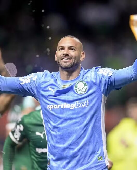 Palmeiras se despede do goleiro Weverton