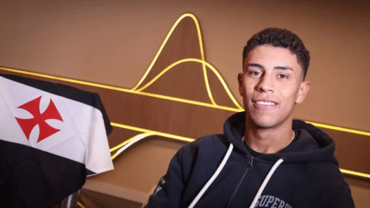 Vasco anuncia Johan Rojas