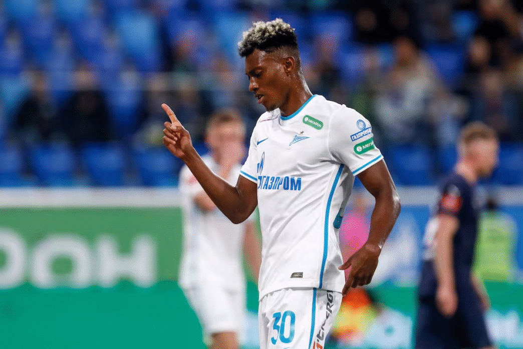 Atlético-MG encaminha contratação de Mateo Cassierra para reforçar o ataque