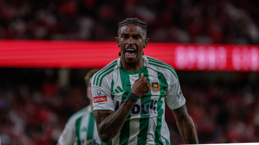 Cria do Flamengo, André Luiz deixa o Rio Ave e vai reforçar o Olympiacos