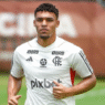 Atlético Mineiro busca contratação de Victor Hugo
