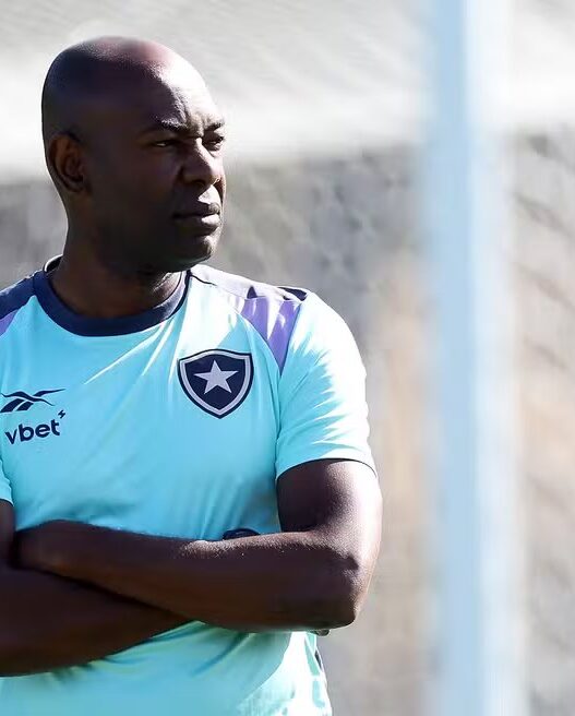 Demissões atingem setores no Botafogo; nomes conhecidos deixam cargos