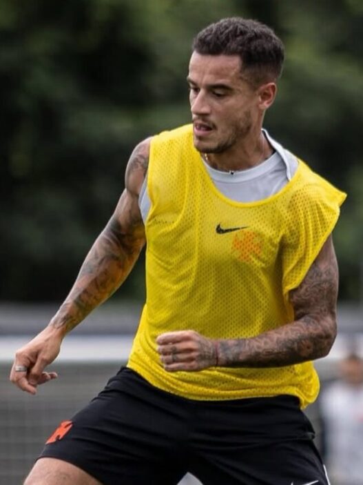 Coutinho e Vasco começam a tratar renovação de contrato