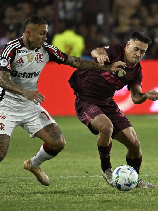Flamengo perde do Lanús e se complica na final da Recopa