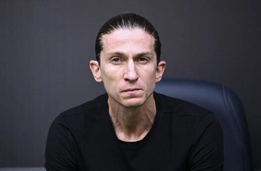 Após repercussão, Filipe Luís se manifesta: "Racismo é uma conduta inaceitável"