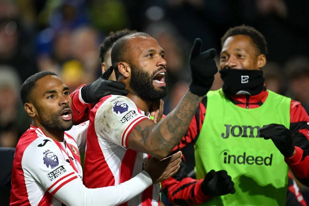 Em grande fase, Igor Thiago renova vínculo na Inglaterra