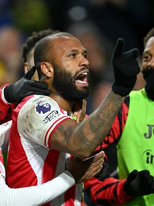 Em grande fase, Igor Thiago renova vínculo na Inglaterra