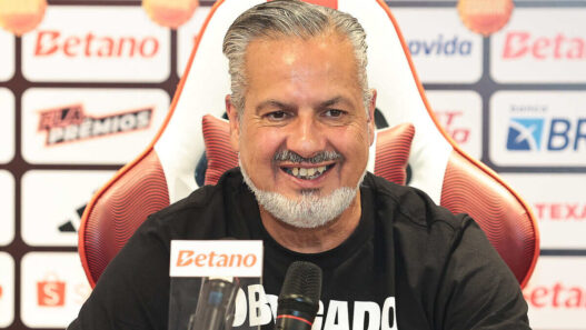 Boto revela dificuldades de mercado no Flamengo