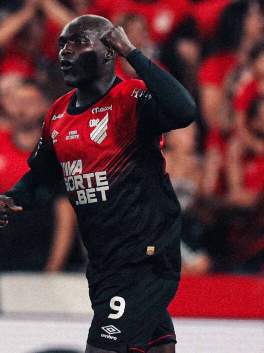 Sem Neymar, Santos perde para o Athletico, e Corinthians supera o Bragantino; veja o resumo