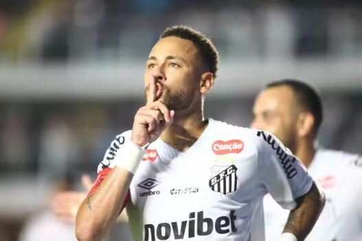 Neymar faz golaço, Santos vence, sai da zona de rebaixamento e coloca o Vasco na lanterna do Brasileirão