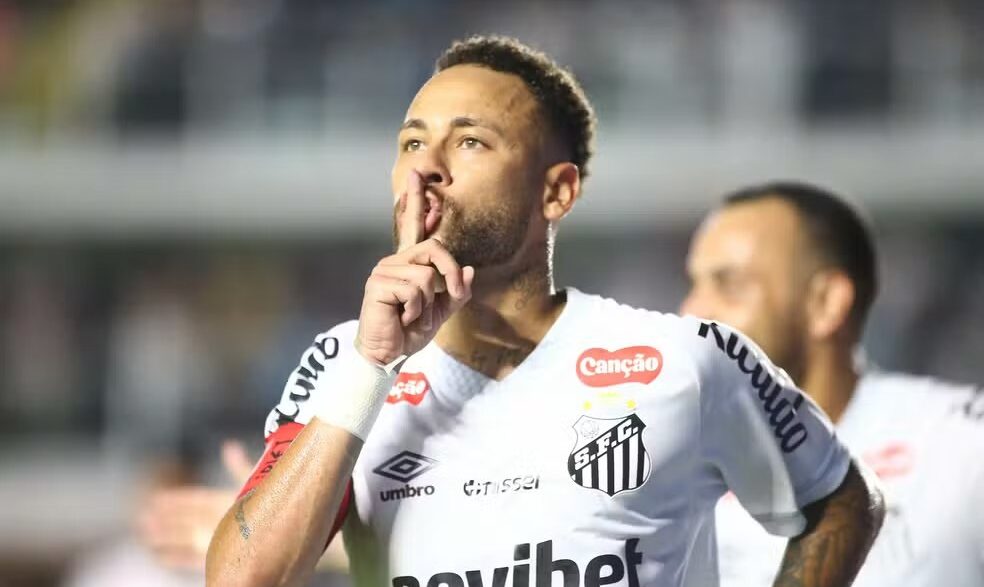 Neymar faz golaço, Santos vence, sai da zona de rebaixamento e coloca o Vasco na lanterna do Brasileirão