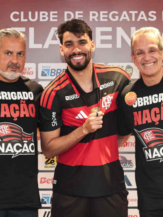 Paquetá, apresentado no Flamengo, afirma que não dormiu após gol perdido na final contra o Corinthians