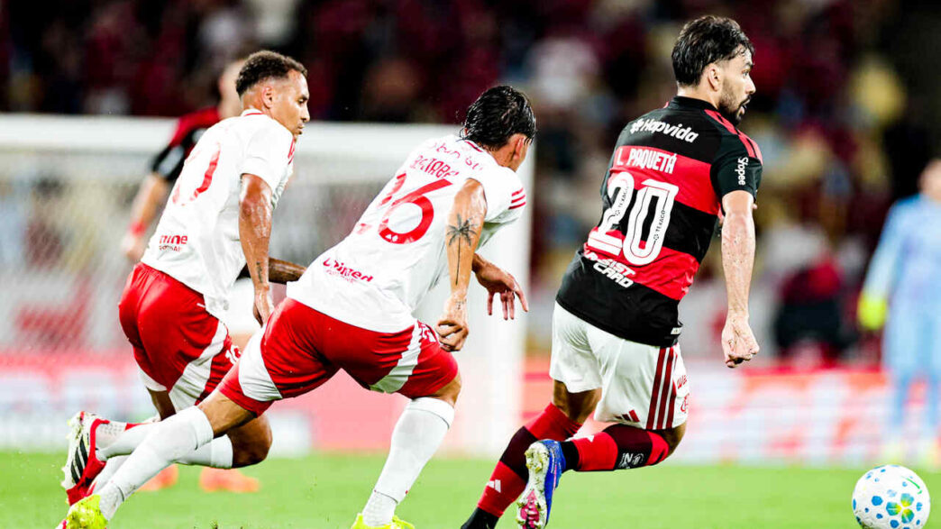 Flamengo e Inter empatam no Brasileirão
