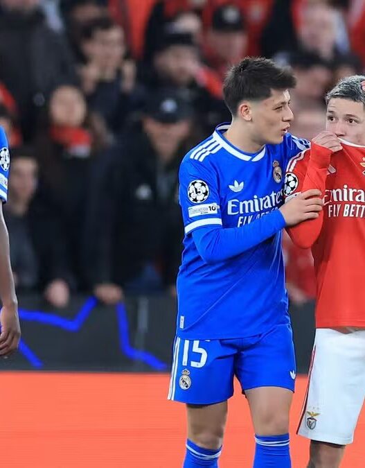 UEFA suspende Prestianni, do Benfica, acusado de racismo com Vini Jr