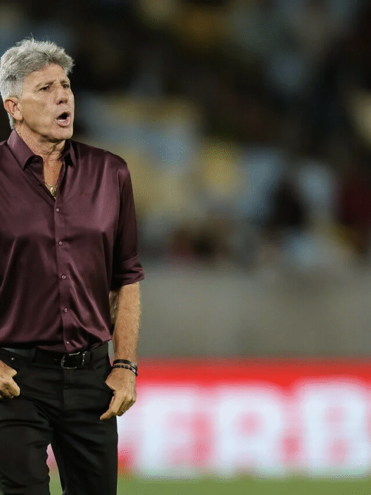 Vasco negocia com Renato Gaúcho para o lugar de Diniz