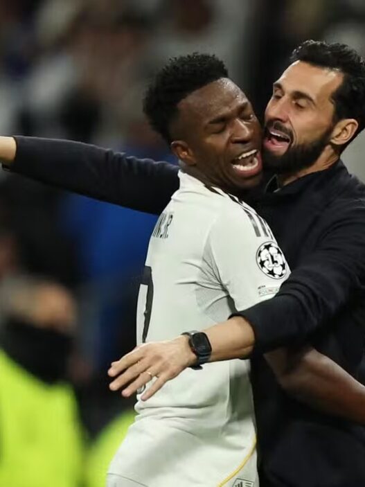 Arboleda apoia Vini Jr antes de jogo decisivo do Real e fala sobre caso de racismo com a UEFA:  "Não apenas um slogan"