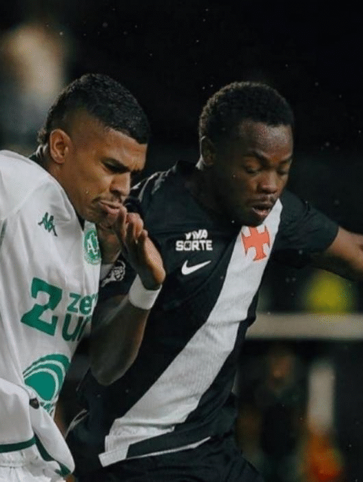 Vasco empata com a Chapecoense em São Januário e segue sem vencer no Brasileirão
