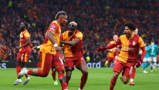 Galatarasay bate o Liverpool e abre vantagem na Champions