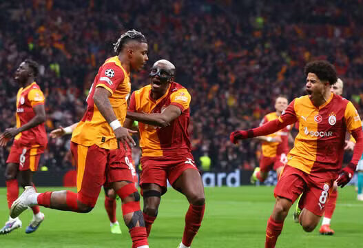 Galatarasay bate o Liverpool e abre vantagem na Champions