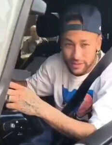 Neymar sonha com a Copa e agradece pedidos nos EUA