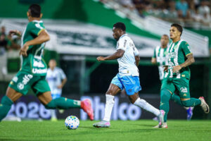 Chapecoense e Grêmio empatam no fechamento da sexta rodada do Brasileirão