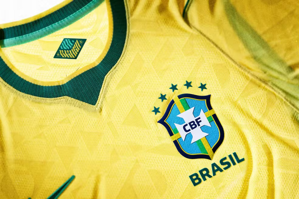 Brasil lança camisa amarela para a Copa do Mundo; veja detalhes