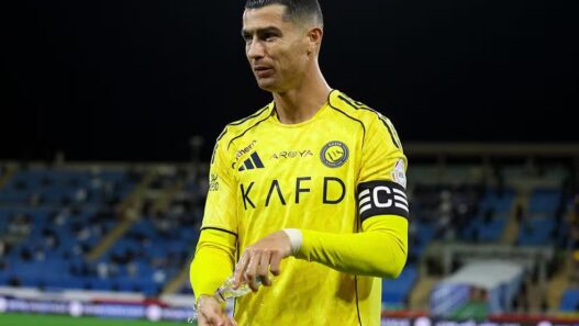 Lesão de Cristiano Ronaldo é mais grave do que parece, afirma Jorge Jesus