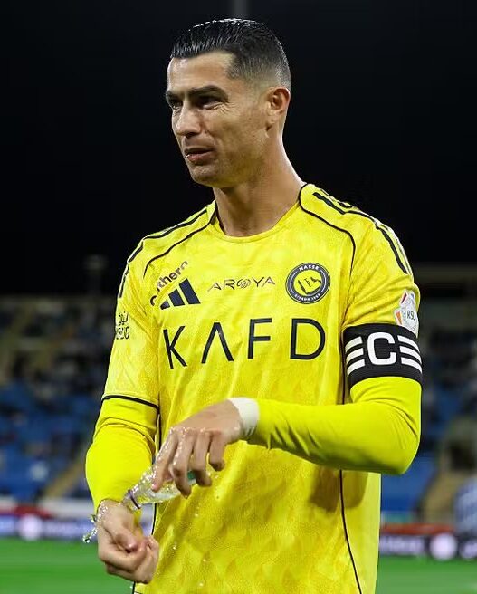 Lesão de Cristiano Ronaldo é mais grave do que parece, afirma Jorge Jesus