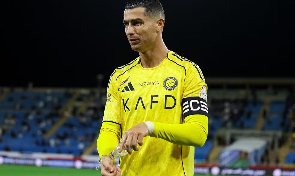 Lesão de Cristiano Ronaldo é mais grave do que parece, afirma Jorge Jesus