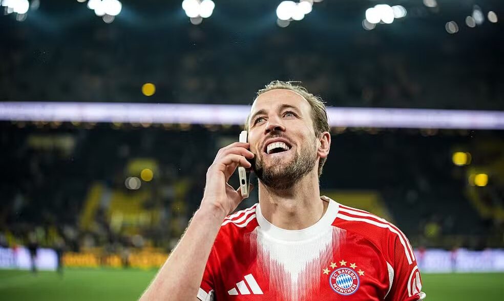 Kane soma 50 gols na temporada e vive maior fase artilheira