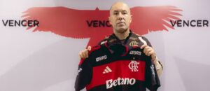Flamengo anuncia o técnico Leonardo Jardim
