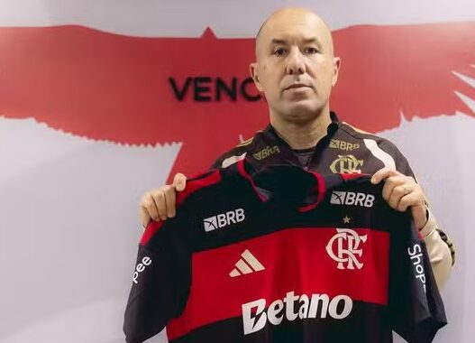 Flamengo anuncia o técnico Leonardo Jardim