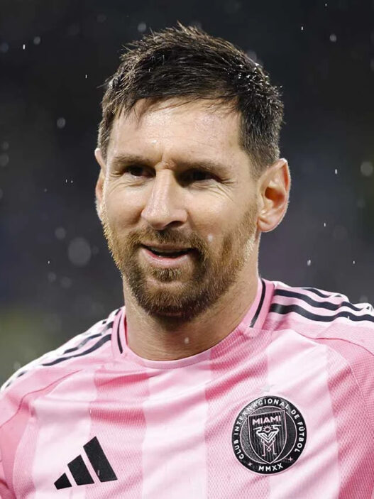 Batistuta afirma que Messi não tem o mesmo carisma de Maradona