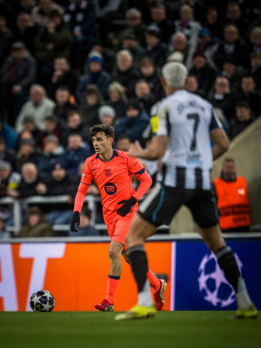 Newcastle e Barcelona fazem grande jogo e empatam na primeira partida das oitavas de final da Champions