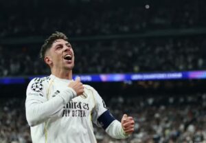 Valverde é eleito melhor da rodada de oitavas de final na Champions; veja como ficou a seleção