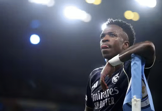 Vini Jr baila na Inglaterra, Real volta a vencer o City e avança na Champions